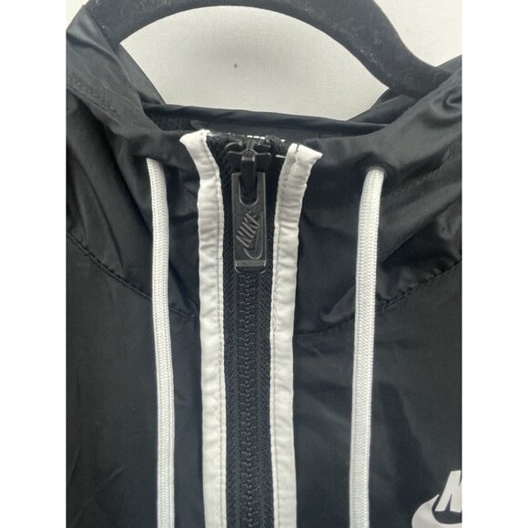 Nike Light Vented Zip Jacket Black Womens M Windbreaker With Zippered Pockets - Picture 5 of 16